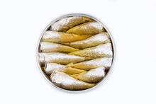 Load image into Gallery viewer, Real Conservera, Small Sardines in Olive Oil & Lemon10/14.